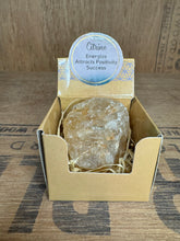 Load image into Gallery viewer, Kristallar í gjafaöskju