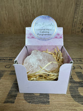 Load image into Gallery viewer, Kristallar í gjafaöskju