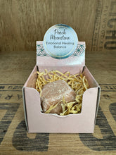 Load image into Gallery viewer, Kristallar í gjafaöskju