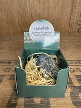 Load image into Gallery viewer, Kristallar í gjafaöskju