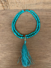 Load image into Gallery viewer, Crystal Malas