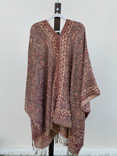 Load image into Gallery viewer, Poncho w/ Golden Threads