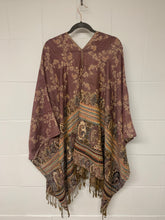 Load image into Gallery viewer, Poncho Japanese-Country