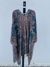 Load image into Gallery viewer, Poncho