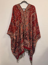 Load image into Gallery viewer, Poncho
