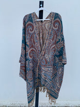 Load image into Gallery viewer, Poncho