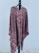 Load image into Gallery viewer, Poncho