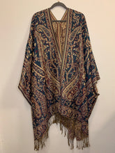 Load image into Gallery viewer, Poncho w/ Golden Threads