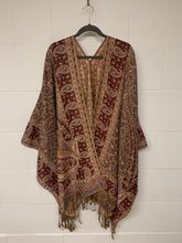 Load image into Gallery viewer, Poncho