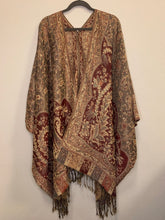 Load image into Gallery viewer, Poncho w/ Golden Threads