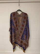 Load image into Gallery viewer, Poncho