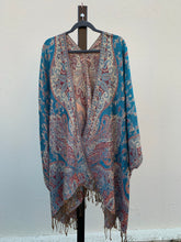 Load image into Gallery viewer, Poncho w/ Golden Threads
