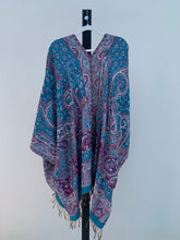 Load image into Gallery viewer, Poncho