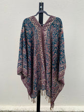 Load image into Gallery viewer, Poncho w/ Golden Threads