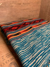 Load image into Gallery viewer, Teppi/Sjal