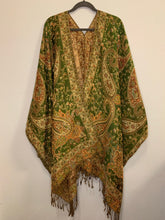 Load image into Gallery viewer, Poncho w/ Golden Threads