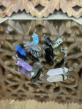 Load image into Gallery viewer, Kristalla Pendant