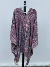 Load image into Gallery viewer, Poncho