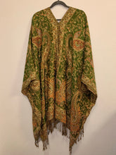 Load image into Gallery viewer, Poncho w/ Golden Threads