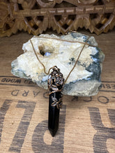 Load image into Gallery viewer, Kristalla hálsmen