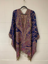 Load image into Gallery viewer, Poncho w/ Golden Threads