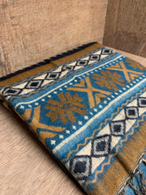 Load image into Gallery viewer, Teppi/Sjal