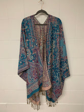 Load image into Gallery viewer, Poncho