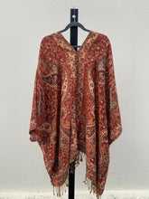 Load image into Gallery viewer, Poncho w/ Golden Threads