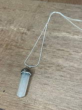 Load image into Gallery viewer, Kristalla hálsmen