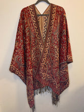 Load image into Gallery viewer, Poncho w/ Golden Threads