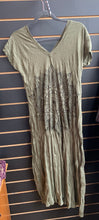 Load image into Gallery viewer, Light dresses
