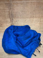 Load image into Gallery viewer, Yak Wool Shawl
