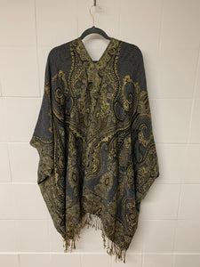 Poncho Coarse w/ Golden Thread