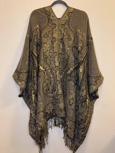 Poncho Coarse w/ Golden Thread