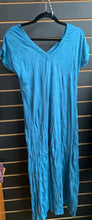 Load image into Gallery viewer, Light dresses
